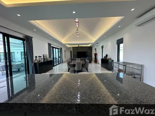 For sale 4 bed villa in Hua Hin, Prachuap Khiri Khan