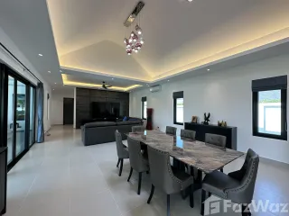 For sale 4 bed villa in Hua Hin, Prachuap Khiri Khan