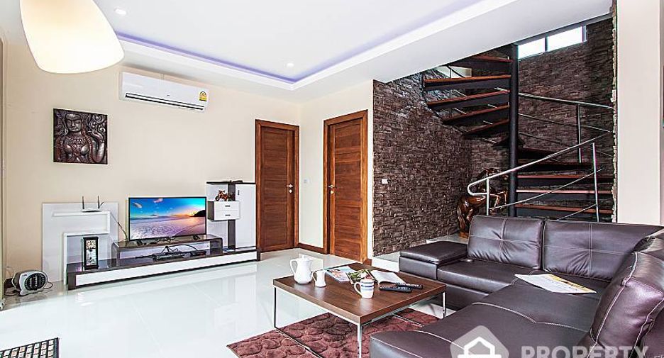 For rent 6 bed villa in Bang Lamung, Chonburi