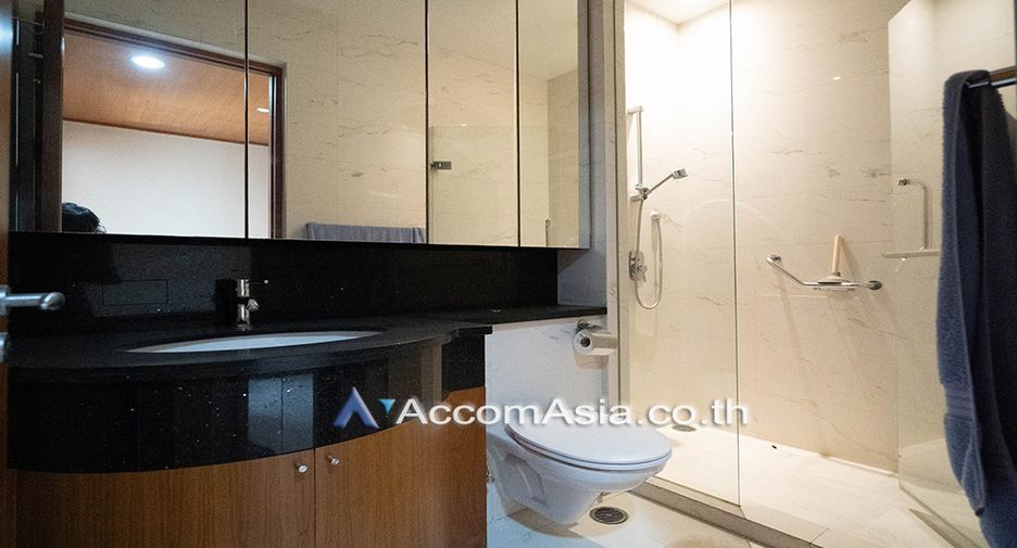 For rent そして for sale 3 Beds condo in Sathon, Bangkok