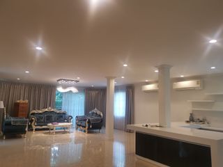 For rent 5 Beds villa in Taling Chan, Bangkok