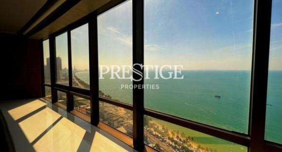 For sale 3 ベッドルーム condo in Bang Lamung, Chonburi