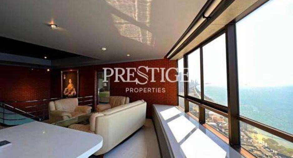 For sale 3 ベッドルーム condo in Bang Lamung, Chonburi