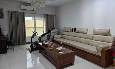 For sale land in Phra Khanong, Bangkok