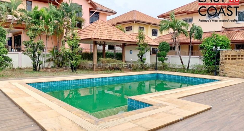 For sale 4 bedrooms house in Bang Lamung, Chonburi