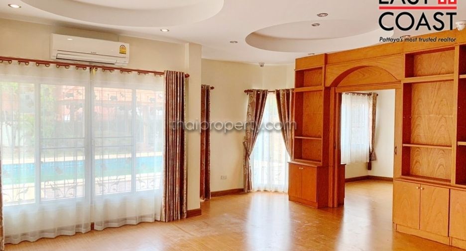 For sale 4 bedrooms house in Bang Lamung, Chonburi
