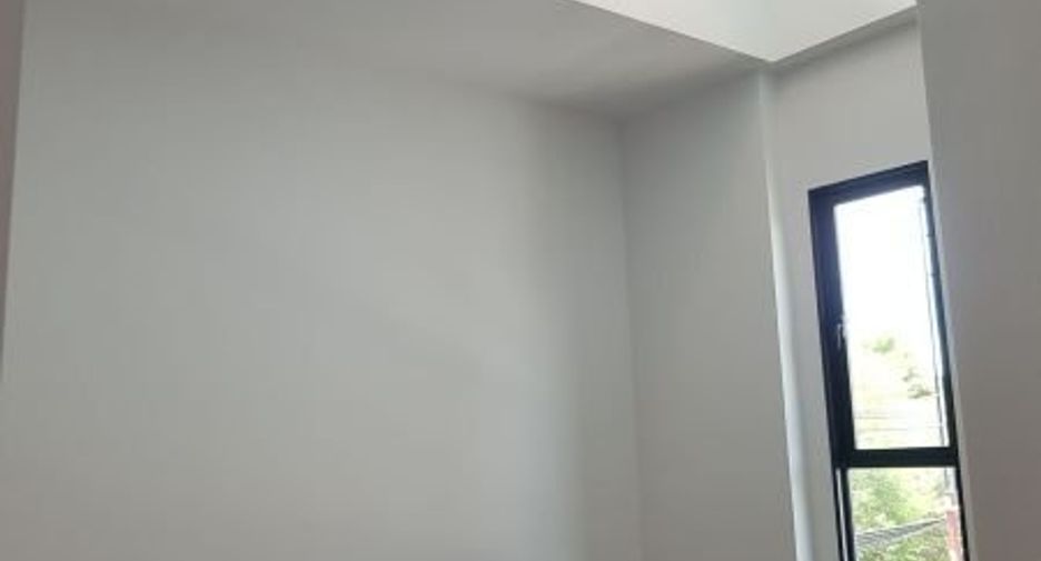 Casa en venta de 4 habitaciones en Thawi Watthana, Bangkok