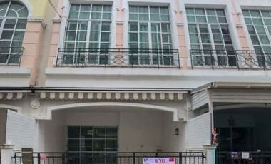 Reihenhaus zum Kauf mit 3 Zimmer in Prawet, Bangkok