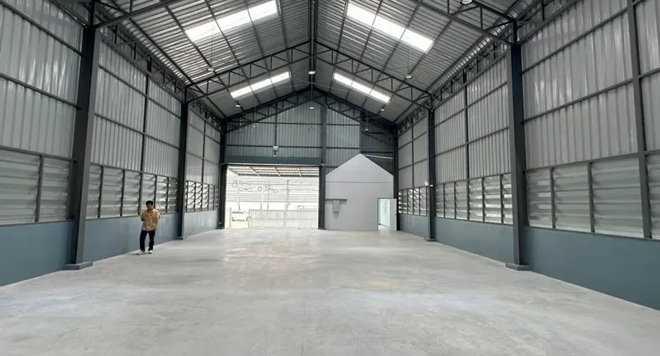 For rent warehouse in Khlong Luang, Pathum Thani