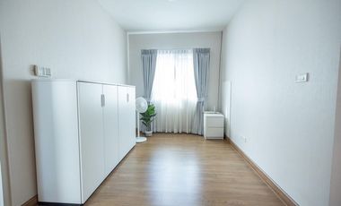 For sale 4 Beds house in Prawet, Bangkok
