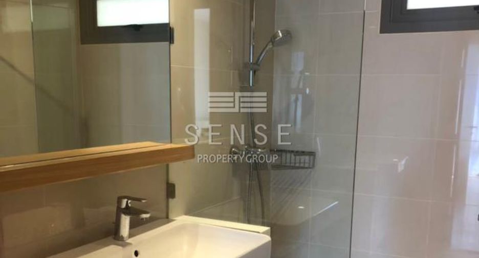 For rent 3 bedrooms condo in Pathum Wan, Bangkok