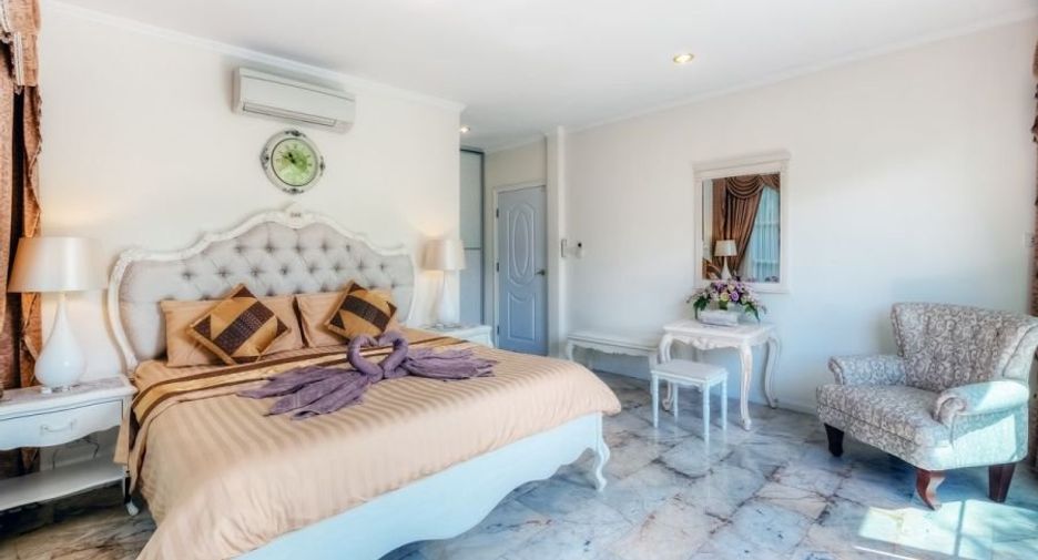 For rent and for sale 5 bedrooms villa in Thalang, Phuket