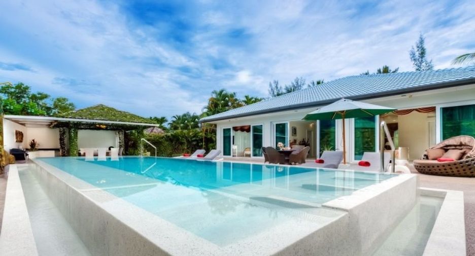 For rent and for sale 5 bedrooms villa in Thalang, Phuket