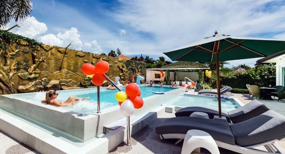 For rent and for sale 5 bedrooms villa in Thalang, Phuket