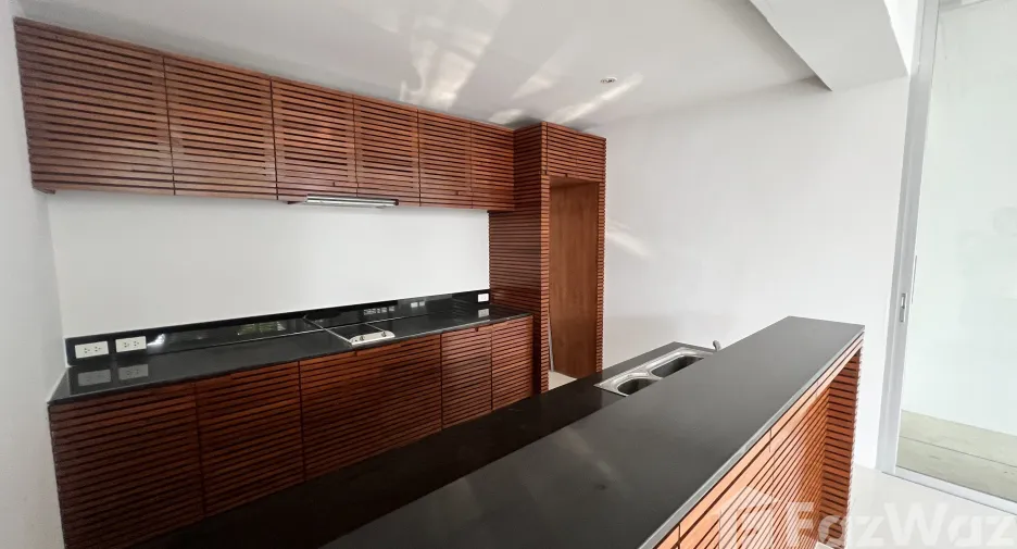 For sale 3 bed condo in Thalang, Phuket