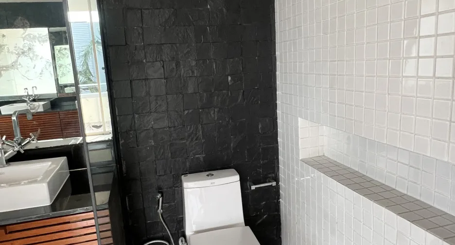 For sale 3 bed condo in Thalang, Phuket