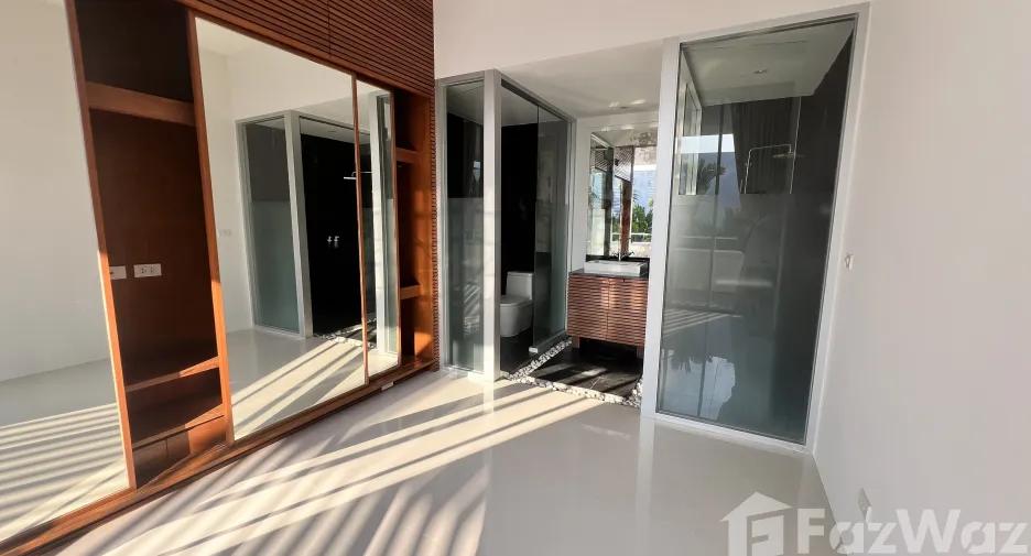 For sale 3 bed condo in Thalang, Phuket