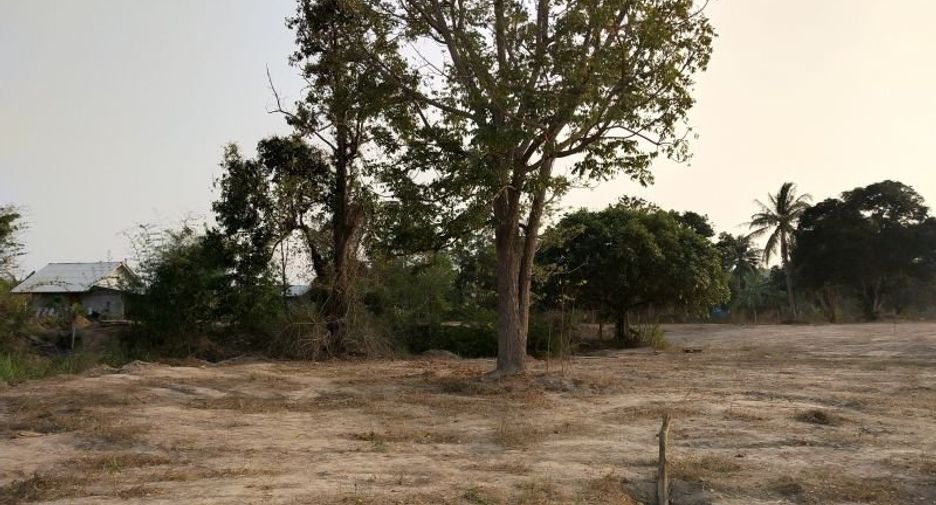 出售 土地 在 华欣, 班武里府