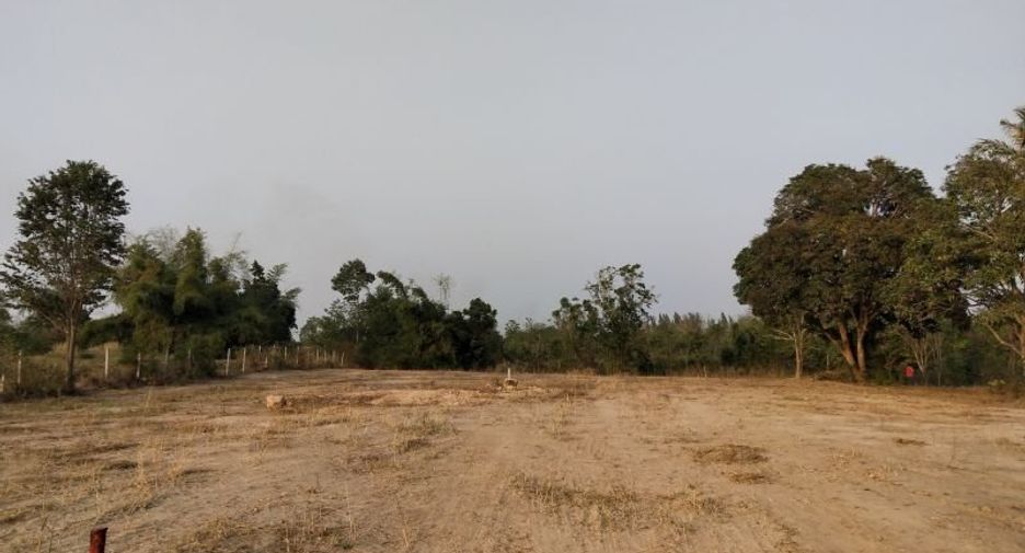 出售 土地 在 华欣, 班武里府