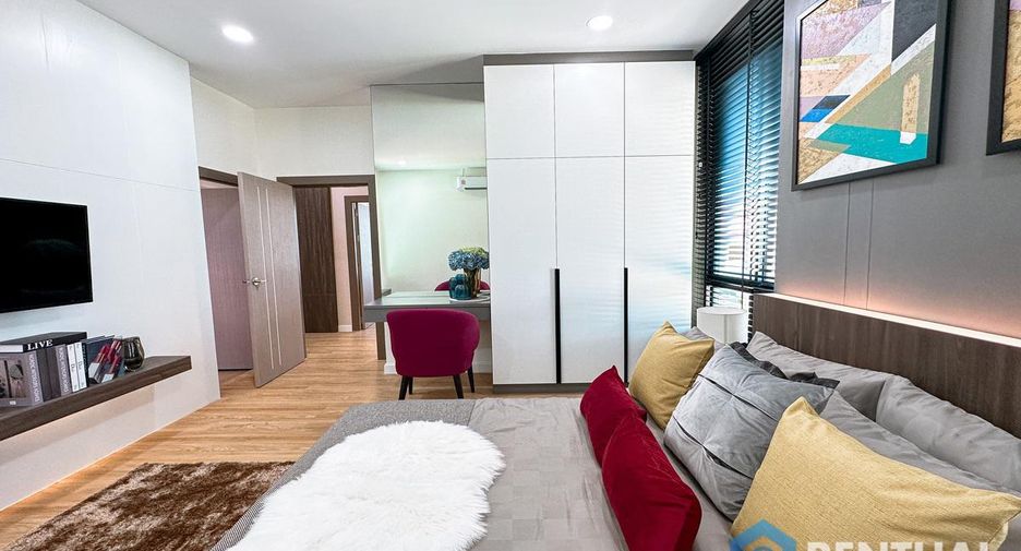 For sale 4 bedrooms house in Bang Lamung, Chonburi