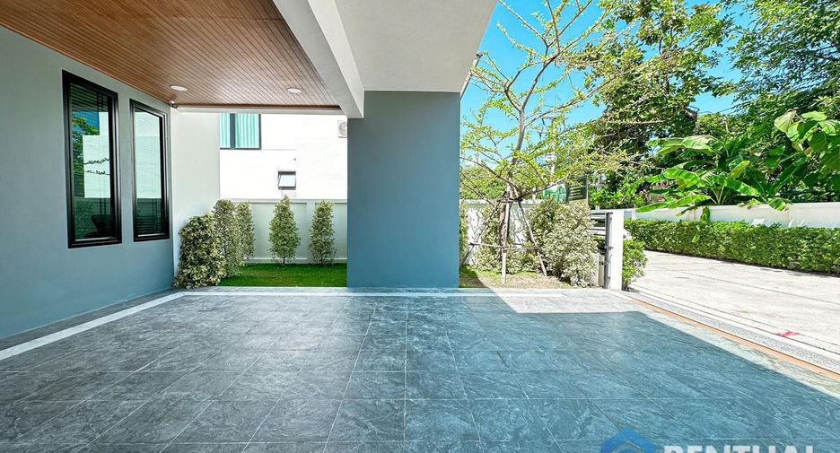 For sale 4 bedrooms house in Bang Lamung, Chonburi