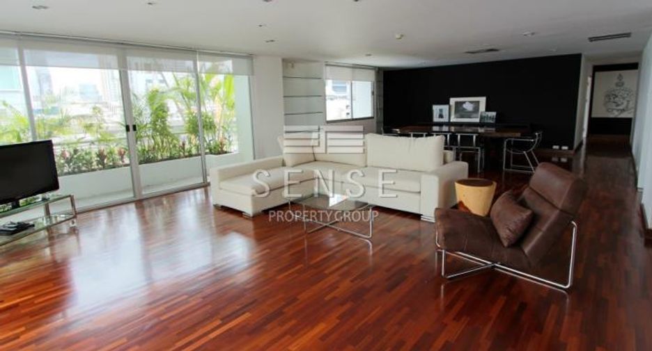 Condo en alquiler de 3 habitaciones en Sathon, Bangkok