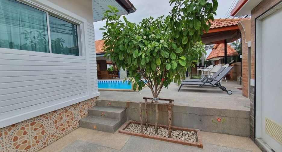 For rent 4 bedrooms house in Bang Lamung, Chonburi