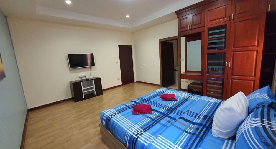 For rent 4 bedrooms house in Bang Lamung, Chonburi