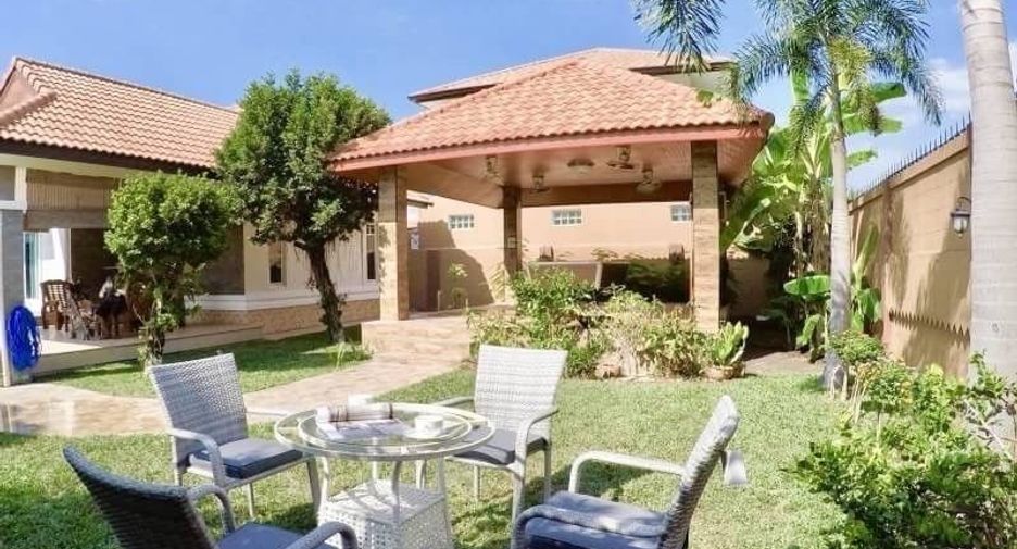For rent 4 bedrooms house in Bang Lamung, Chonburi