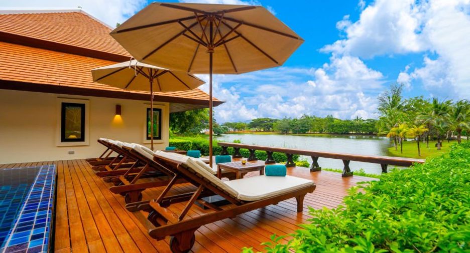 For rent and for sale 4 bedrooms villa in Mueang Phuket, Phuket
