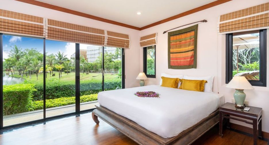 For rent and for sale 4 bedrooms villa in Mueang Phuket, Phuket