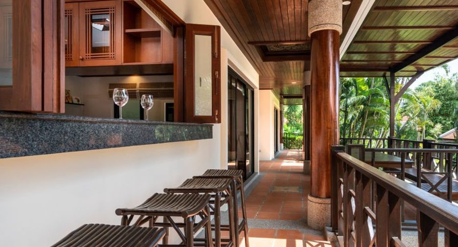 For rent and for sale 4 bedrooms villa in Mueang Phuket, Phuket