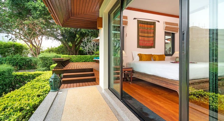 For rent and for sale 4 bedrooms villa in Mueang Phuket, Phuket