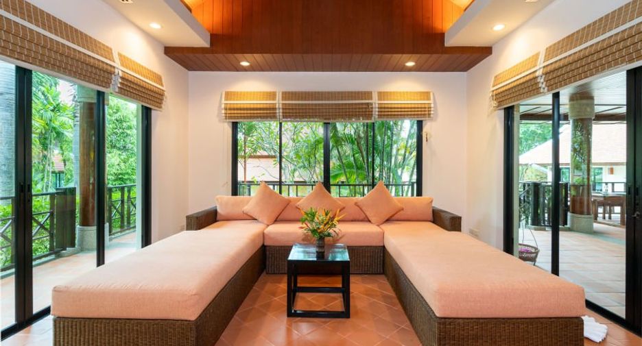 For rent and for sale 4 bedrooms villa in Mueang Phuket, Phuket