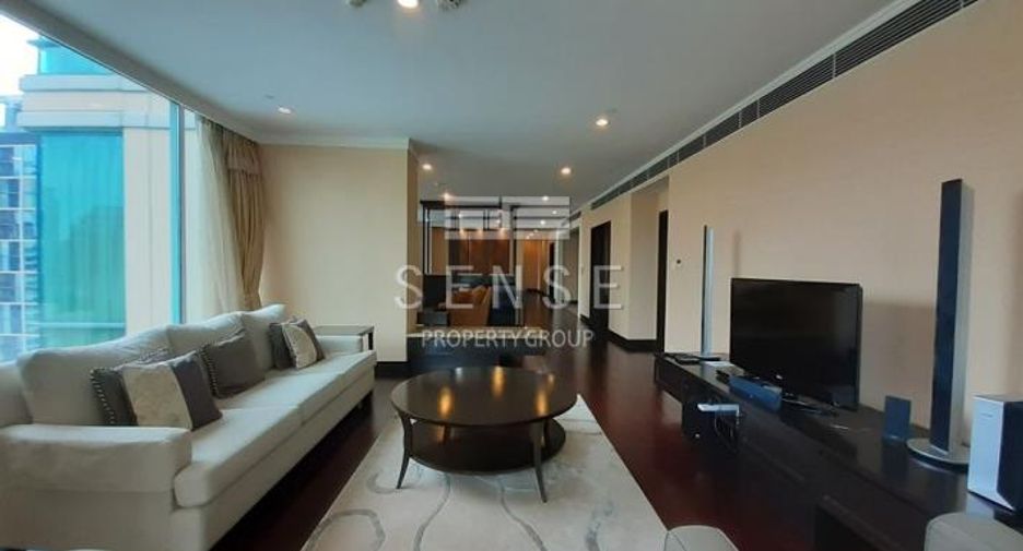 Wohnung zur Miete mit 4 Zimmer in Pathum Wan, Bangkok