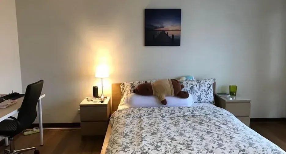 Casa adosada en alquiler y en venta de 4 habitaciones en Suan Luang, Bangkok