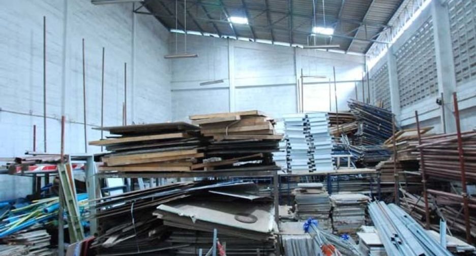 Продажа торговое помещение в Krathum Baen, Самутсакхон