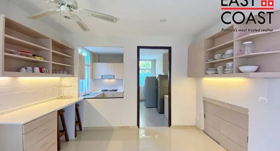 ขาย 8 ห้องนอน บ้านเดี่ยว ใน นาจอมเทียน, พัทยา