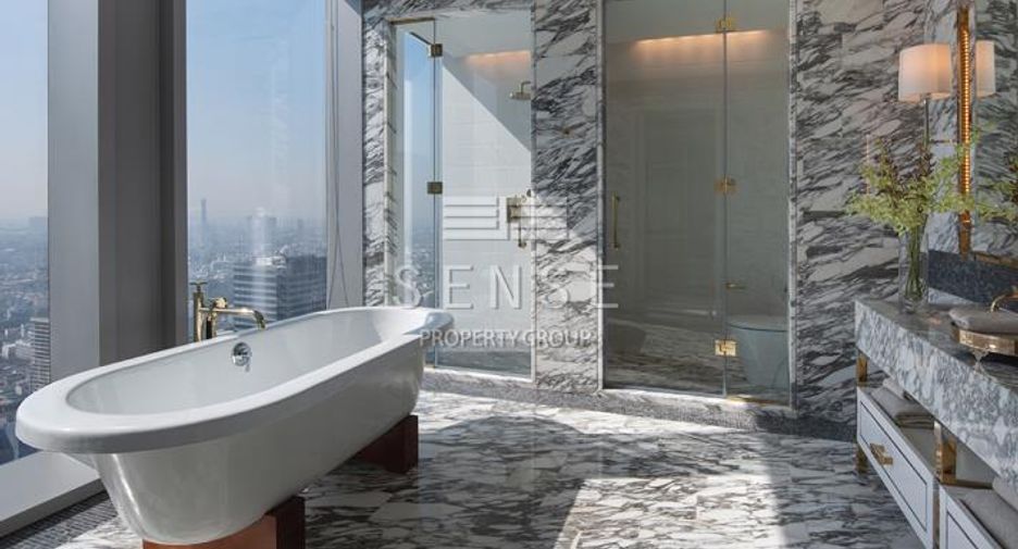 Condo en venta de 3 habitaciones en Sathon, Bangkok