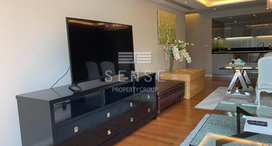 For rent 3 bedrooms condo in Watthana, Bangkok