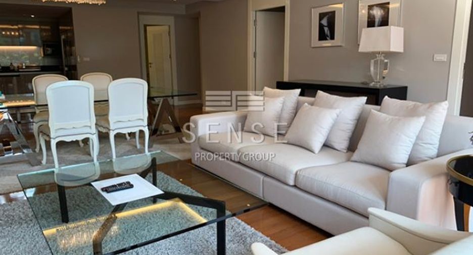 For rent 3 bedrooms condo in Watthana, Bangkok
