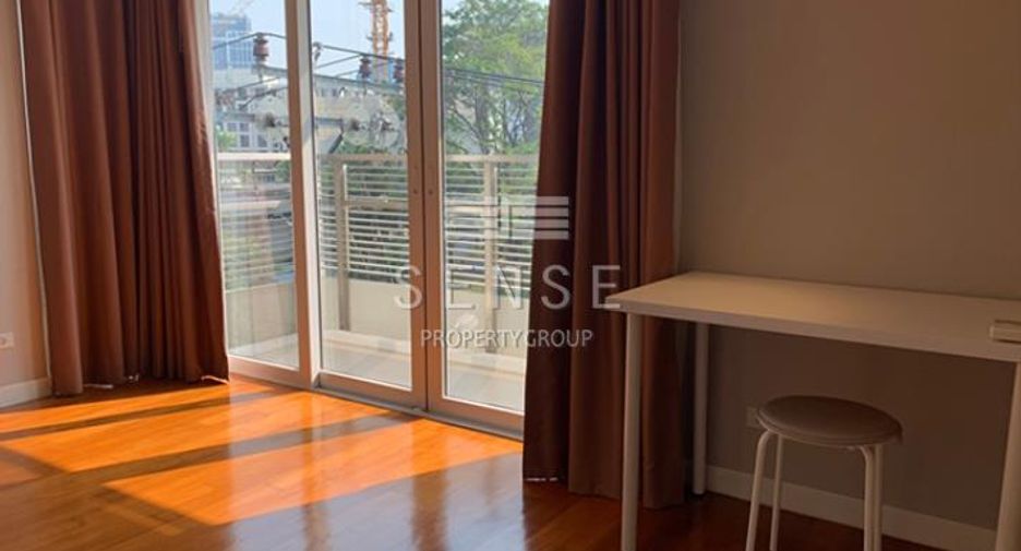 For rent 3 bedrooms condo in Watthana, Bangkok