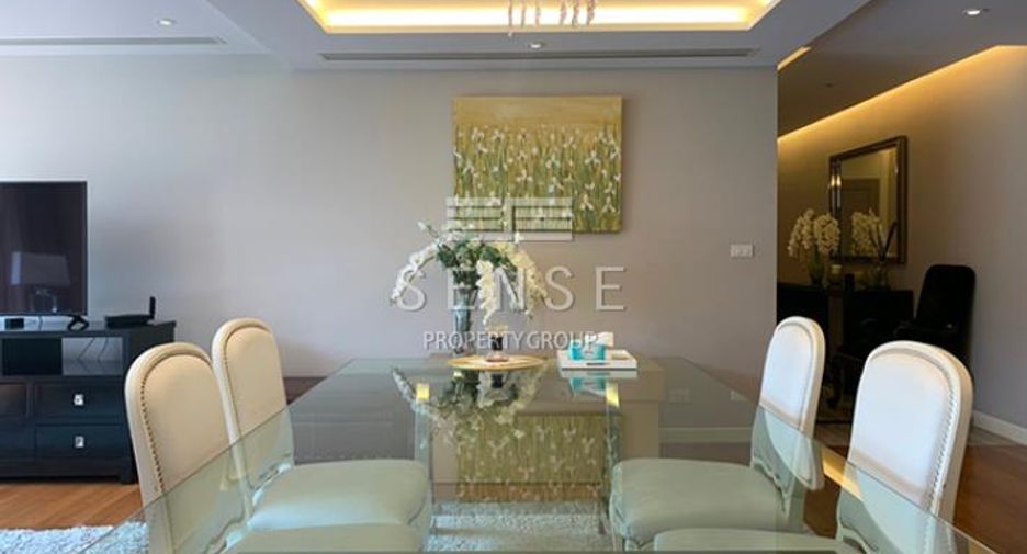 For rent 3 bedrooms condo in Watthana, Bangkok