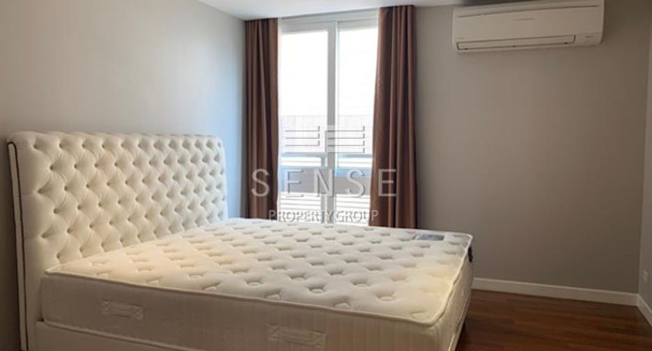 For rent 3 bedrooms condo in Watthana, Bangkok