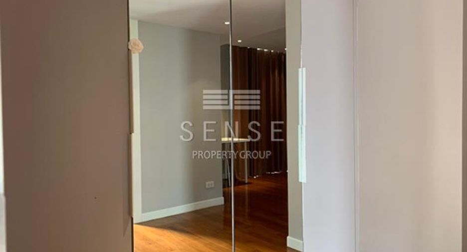 For rent 3 bedrooms condo in Watthana, Bangkok