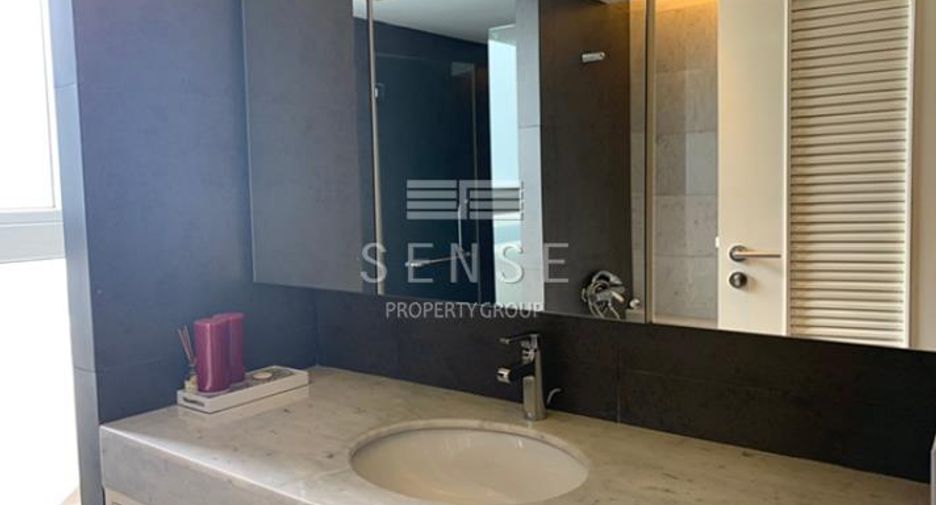 For rent 3 bedrooms condo in Watthana, Bangkok