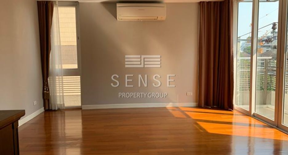 For rent 3 bedrooms condo in Watthana, Bangkok