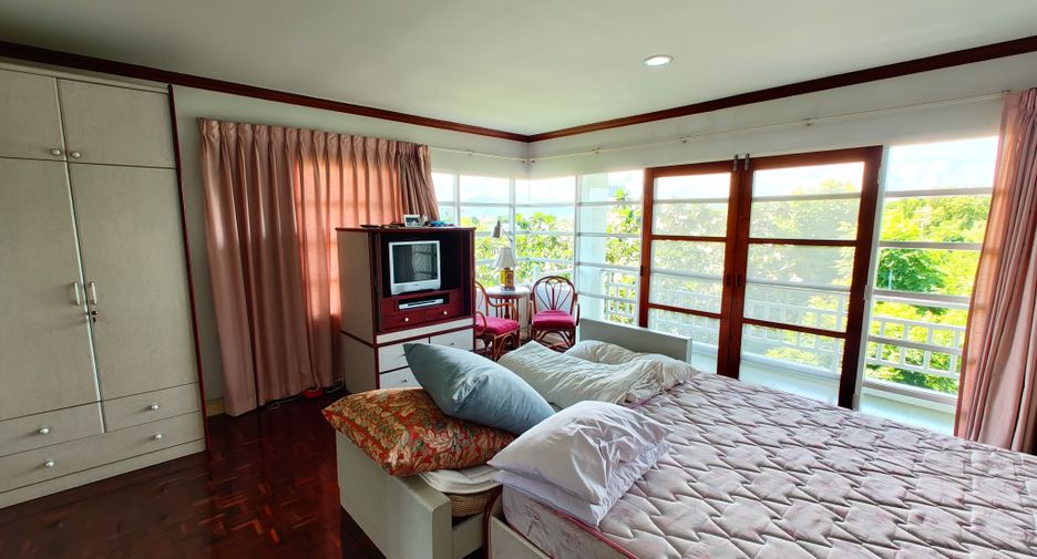 For rent 3 Beds townhouse in Hua Hin, Prachuap Khiri Khan