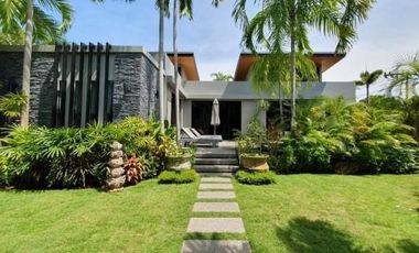 For sale 3 bed villa in Mueang Phuket, Phuket
