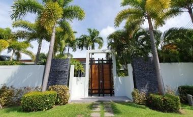 For sale 3 bed villa in Mueang Phuket, Phuket